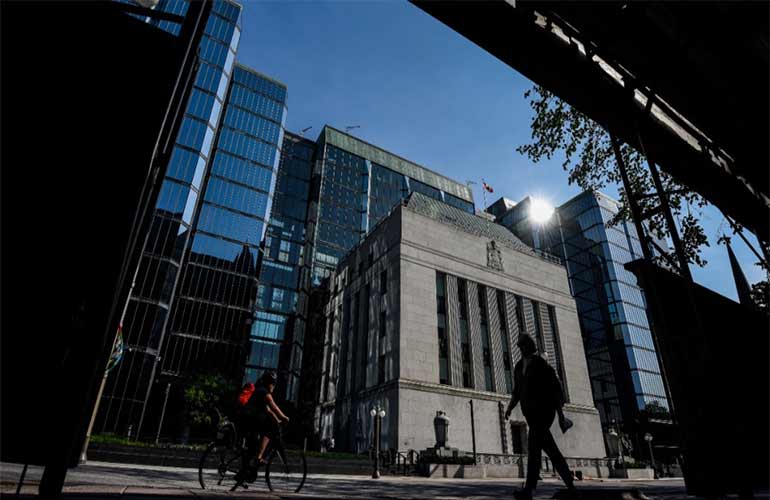 بانک مرکزی نرخ بهره اصلی 1.5 درصد رساند