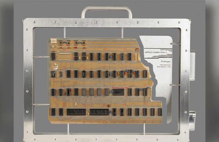 نمونه اولیه کامپیوتر Apple-1 استیو جابز!