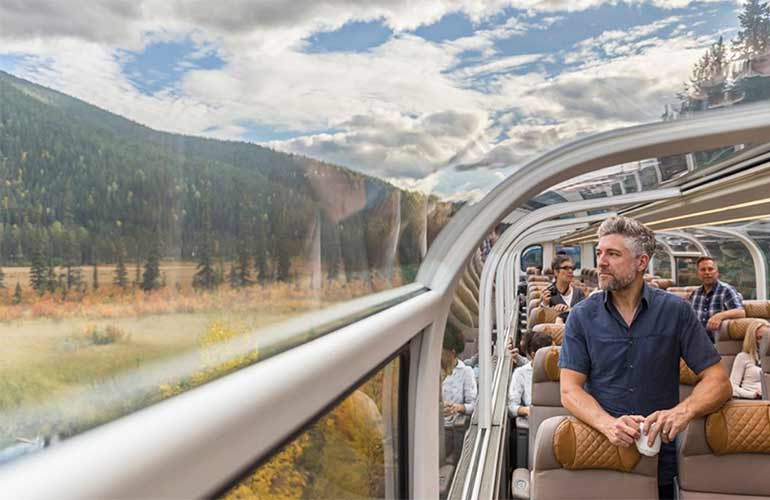 قطار شیشه ای کانادا !