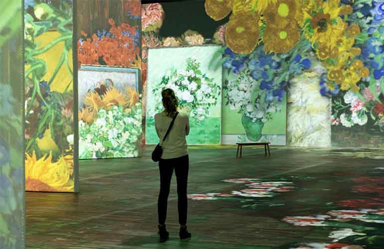 نمایشگاه Beyond Van Gogh در ونکوور
