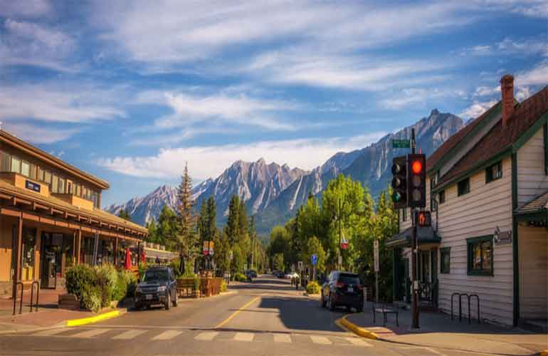 شهر های Canmore،Kelowna و Fernie در بین محبوب ترین مقاصد جهان!