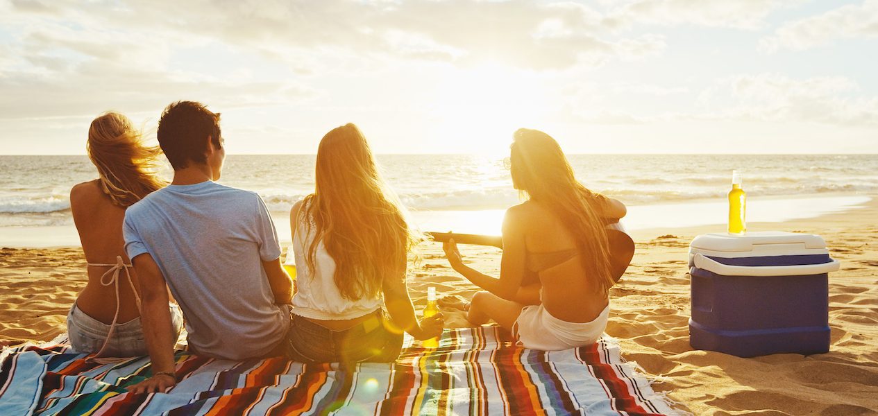 روز دوشنبه، 24 آوریل، هیئت پارک ونکوور به گسترش برنامه نوشیدن قانونی الکل در ونکوور رأی مثبت داد، که مصرف الکل را در بیش از 20